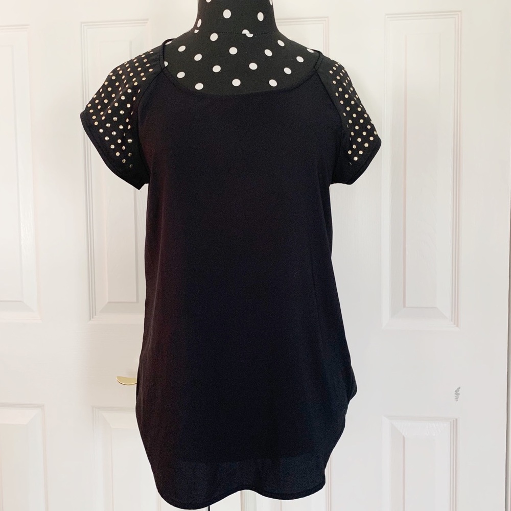 Express  | black top with gold studs